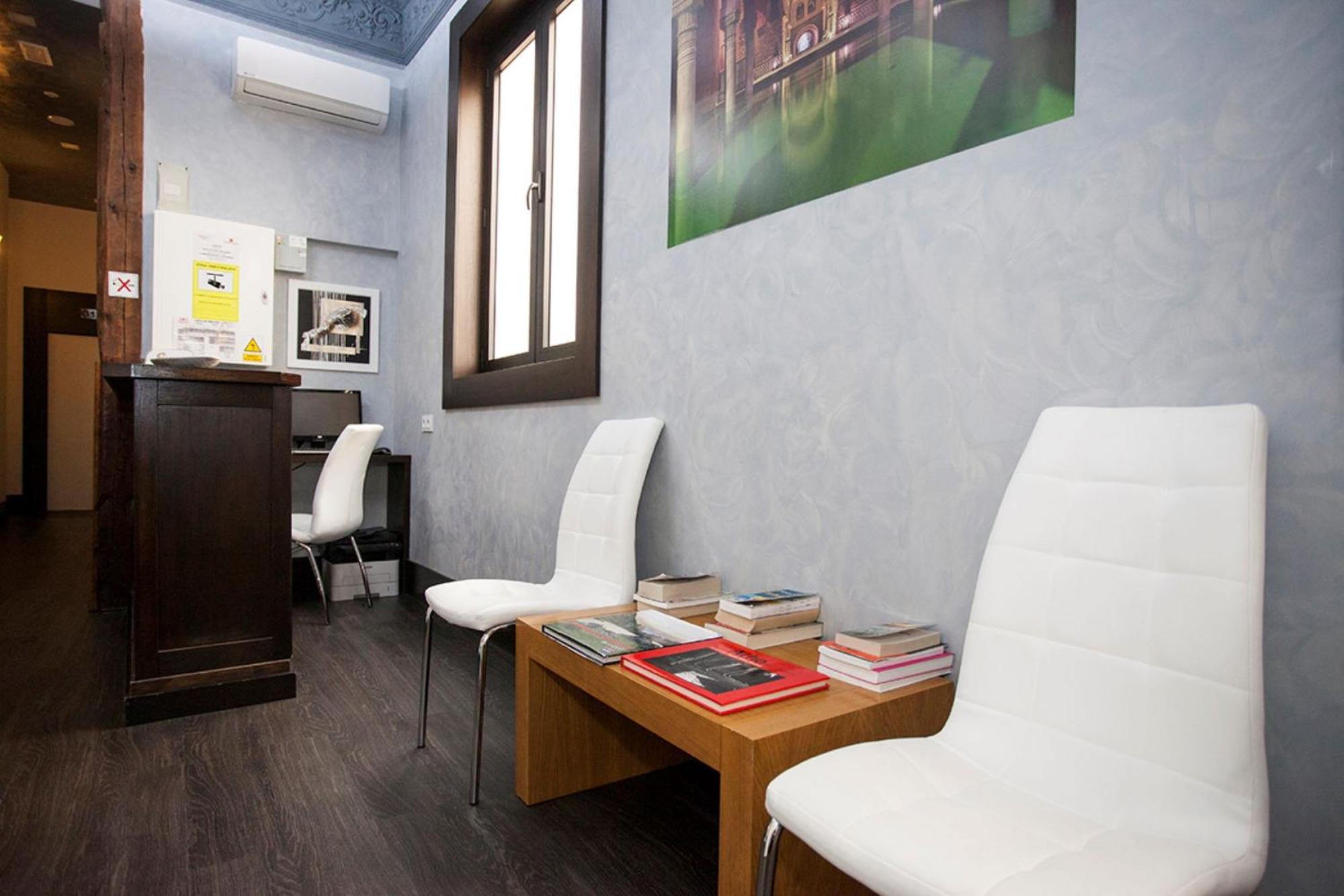 Guest house Alhambra 3*