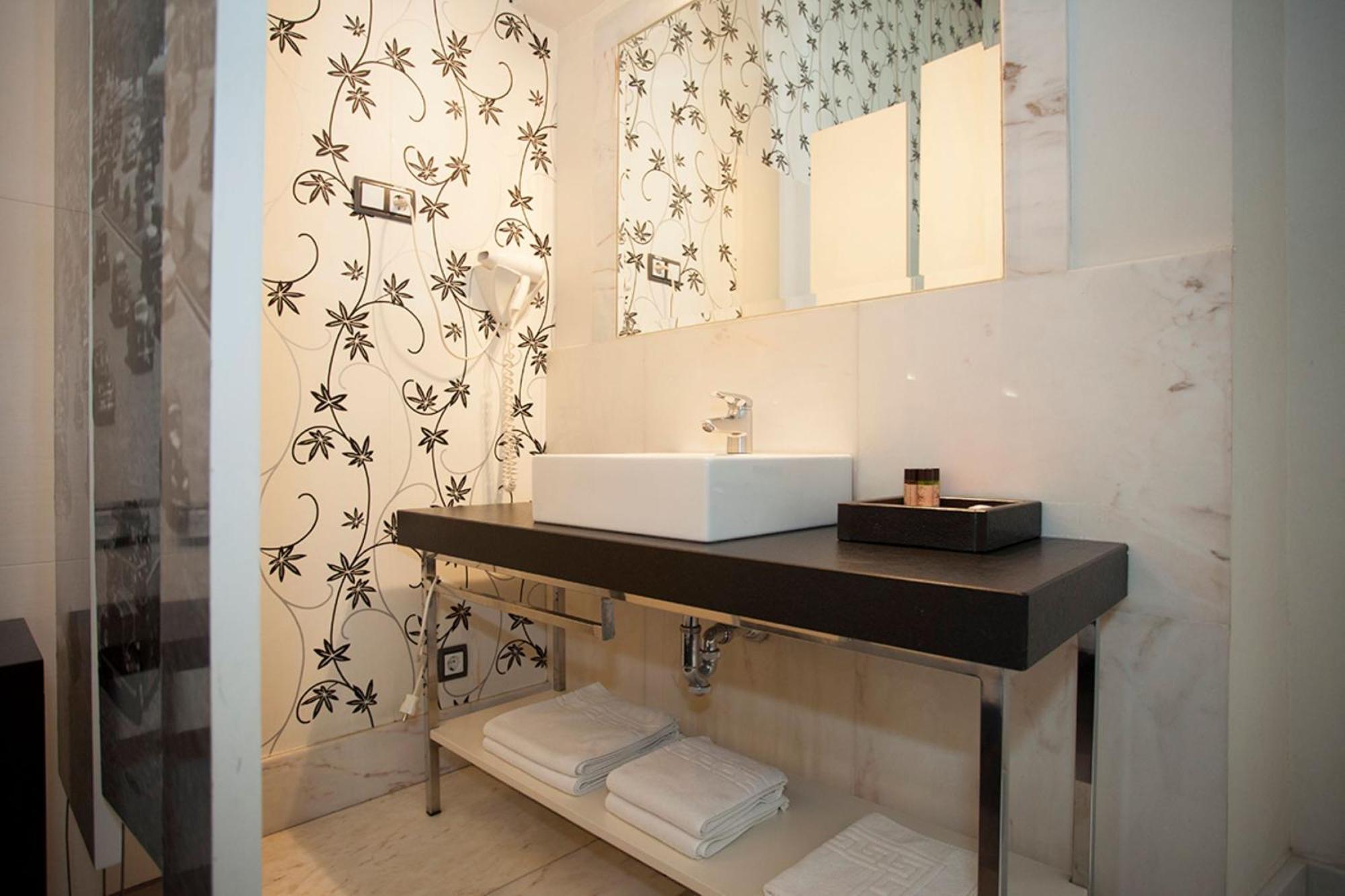 Guest house Alhambra Madrid