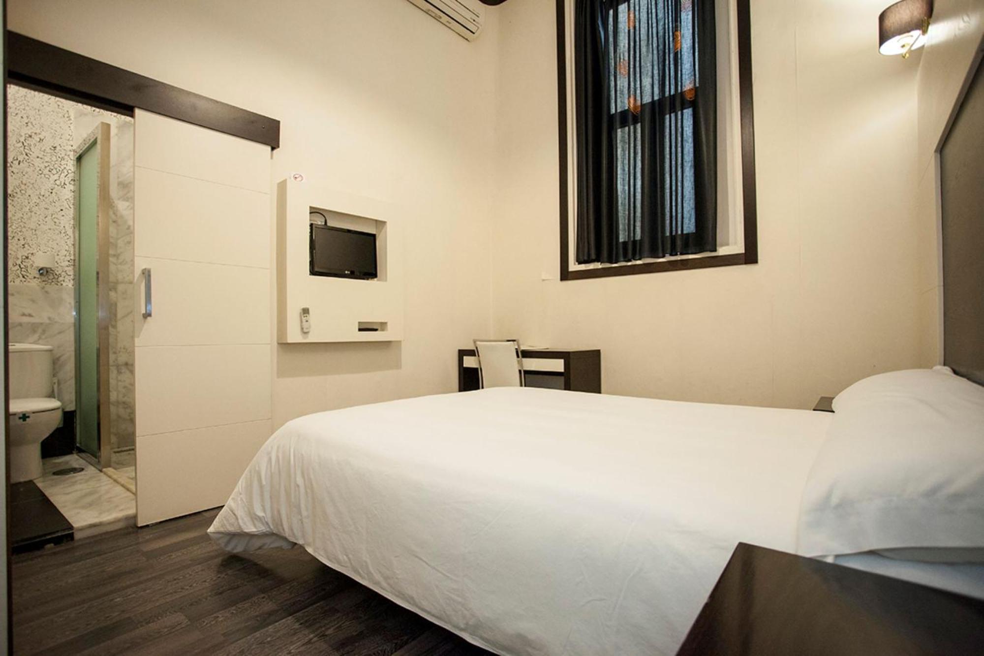 Guest house Alhambra Madrid